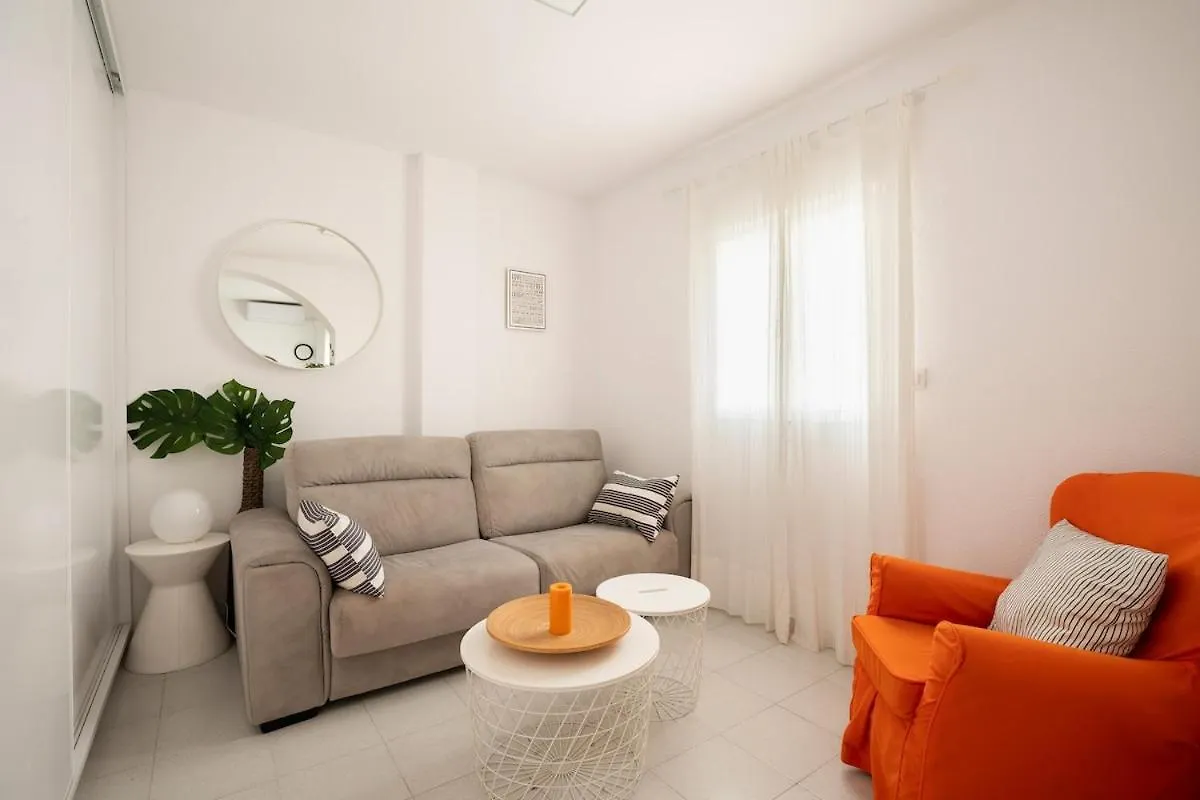 דירה קוניל דה לה פרונטרה Apartamento Bateles ספרד